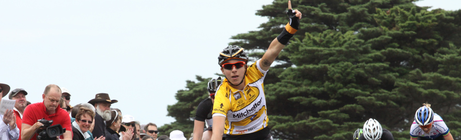 Bronzini tightens overall Bay Crits lead with dominant stage three victory