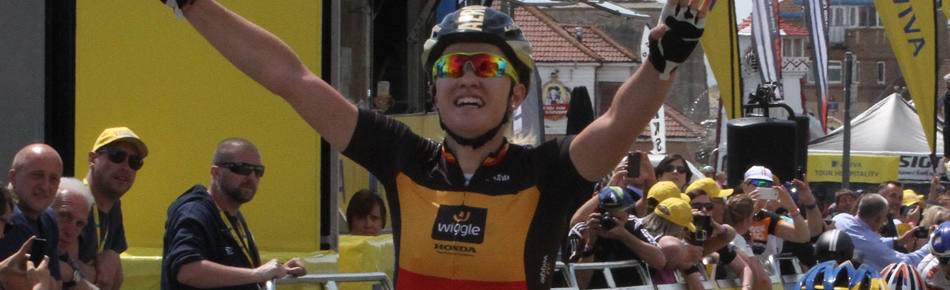 Jolien D’hoore wins Aviva Women’s Tour stage two with a powerful uphill sprint
